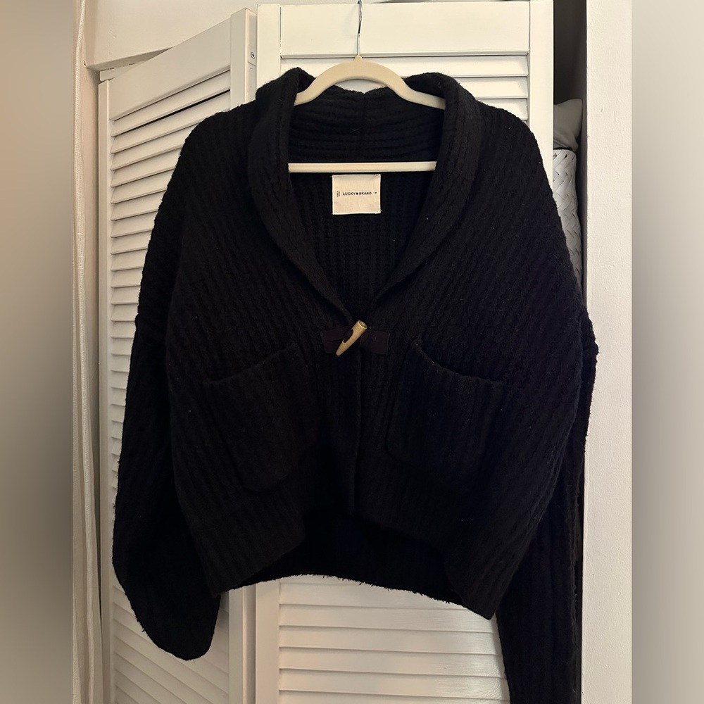 CARDIGAN SWEATER